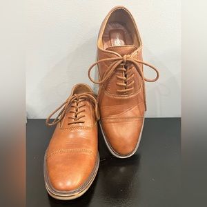 LIKE NEW "Leo" Brown Derby Oxford Capped Toe Lace Up Dress Shoes- sz 8